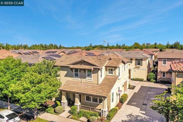 330 Pacifica Dr, Brentwood CA: https://media.crmls.org/mediaz/b53560fb-51b3-4833-b309-c83b3c094f3c.jpg