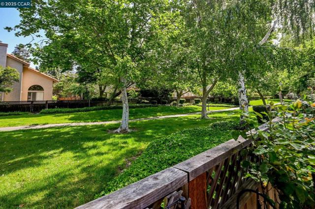 318 Marie Cmn, Livermore CA: https://media.crmls.org/mediaz/b535d83f-3a03-4d71-886b-bcf527b55982.jpg