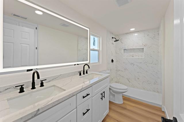 Detail Gallery Image 12 of 30 For 13162 Highway 8 Business #104,  El Cajon,  CA 92021 - 3 Beds | 2 Baths