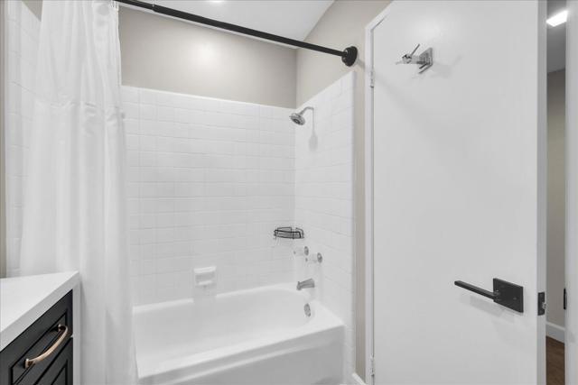 1901 Paseo Pelota, Palm Springs CA: https://media.crmls.org/mediaz/b536530d-e19d-421b-a015-4830768ced8d.jpg