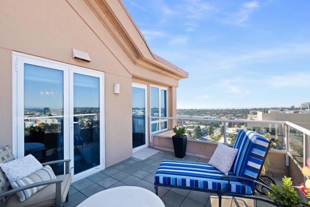 Detail Gallery Image 21 of 46 For 3890 Nobel Dr #2102,  San Diego,  CA 92122 - 2 Beds | 2/1 Baths