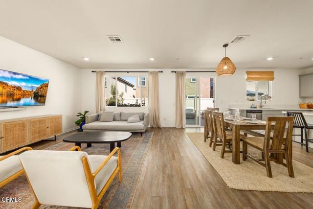 Detail Gallery Image 8 of 32 For 354 Autumn Path Ln, Santa Paula,  CA 93060 - 3 Beds | 2/1 Baths