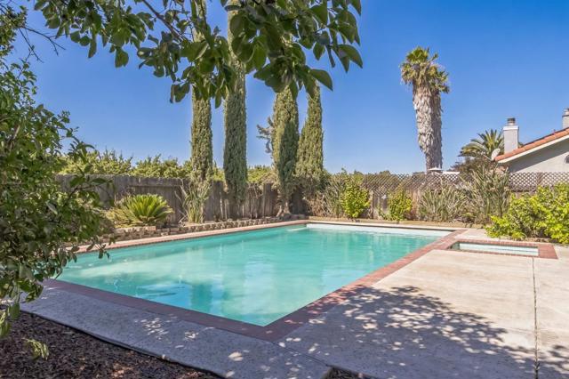 859 Sandra Street, Los Banos CA: https://media.crmls.org/mediaz/b537c568-37e0-4b3f-97c9-972aaa86ec7b.jpg