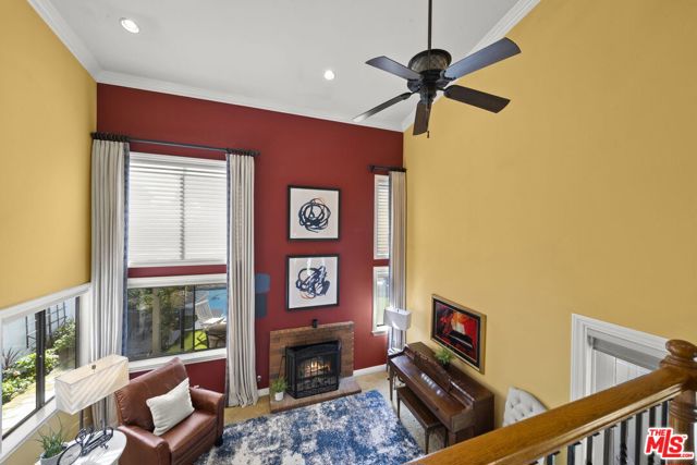 25685 Lupita Drive, Valencia CA: https://media.crmls.org/mediaz/b537ffa4-206f-4512-850b-c32c3e059132.jpg
