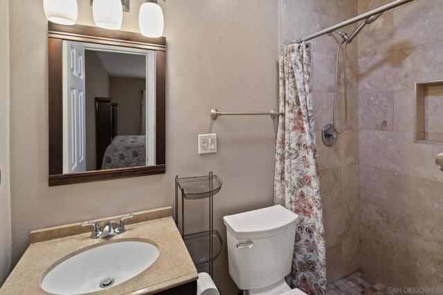 750 Mission Ave, Chula Vista CA: https://media.crmls.org/mediaz/b539d33e-4f21-41bd-a385-564a281611f9.jpg