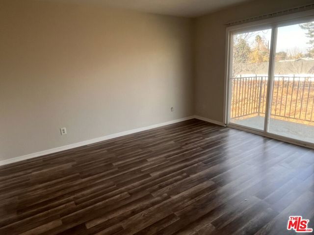 Image 7 of 10 For 26416 San Jacinto Street 26416