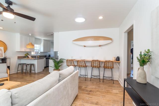 4175 35th St, San Diego CA: https://media.crmls.org/mediaz/b53bb752-cc66-434b-9fc4-5475b54f0ecd.jpg