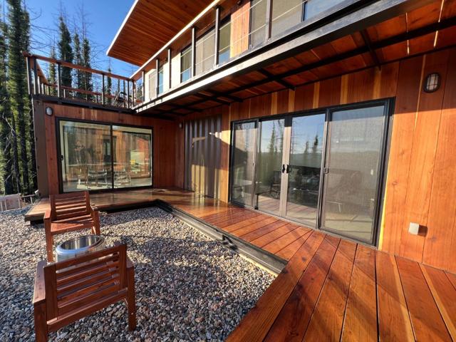 518 Container Way, Boulder Creek CA: https://media.crmls.org/mediaz/b53e1954-f42d-4b66-9a13-0d2077296486.jpg