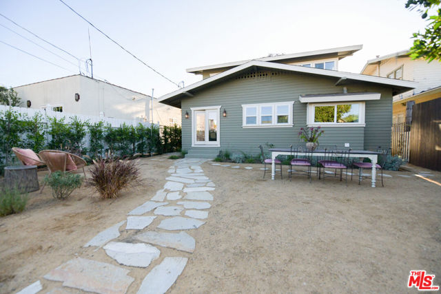 3816 S Harvard Boulevard, Los Angeles CA: https://media.crmls.org/mediaz/b53e2410-cecc-43c8-9420-41031c45cbd8.jpg