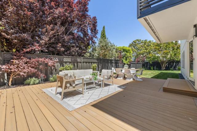 3706 Laurel Way, Redwood City CA: https://media.crmls.org/mediaz/b53f6988-0707-4583-9a56-3f5a16284f6f.jpg