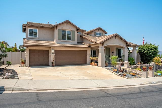 2288 Boulders Ct, Alpine CA: https://media.crmls.org/mediaz/b53fe043-a6f5-48ac-8957-0b476f49cdd7.jpg