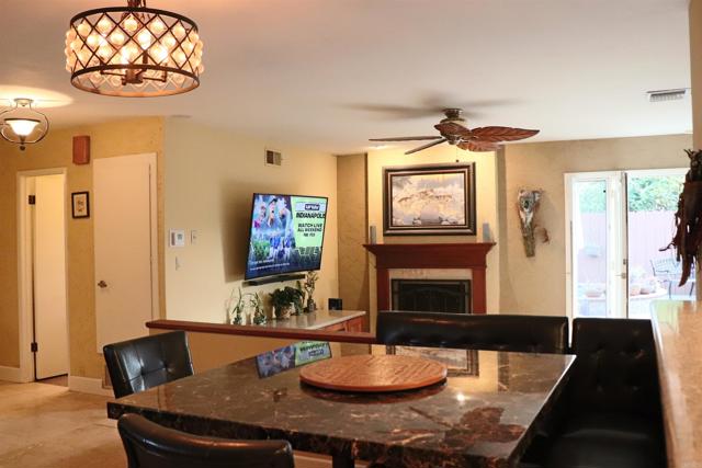 4410 Charger Boulevard, San Diego CA: https://media.crmls.org/mediaz/b540a0a4-aba3-410e-9c9e-5a58edce3c7c.jpg