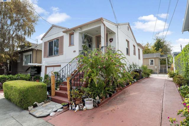 Image 2 of 42 For 883 46th St  