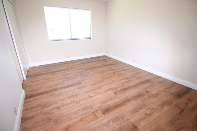 16328 Bassett Court, Ramona CA: https://media.crmls.org/mediaz/b54237c0-a2a8-47e9-9265-ba4c2482d32b.jpg