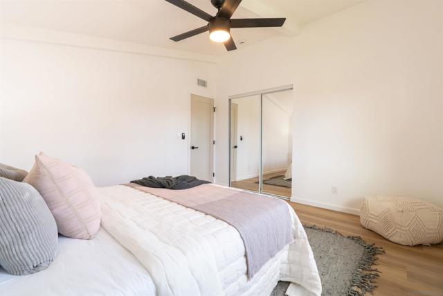 Image 32 of 48 For 5644 Bromley Way