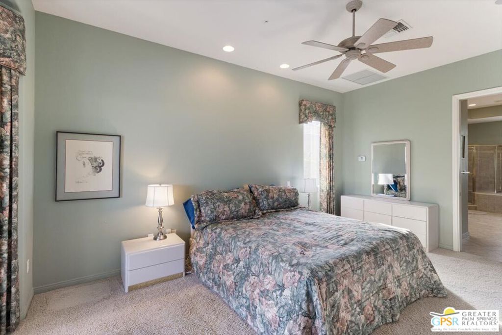 MLS #25518183PS image #25