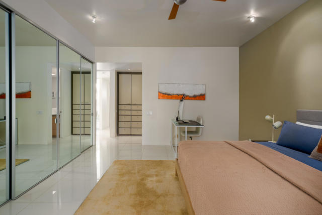26 Lakeview Circle, Palm Springs CA: https://media.crmls.org/mediaz/b543d249-0f48-4994-96a9-91641229fe7b.jpg