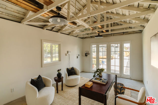 2709 S Harcourt Avenue, Los Angeles CA: https://media.crmls.org/mediaz/b543d31b-e2a2-43df-89a6-83c280f1e2d4.jpg