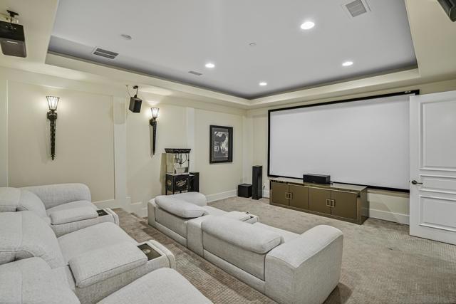 7335 El Fuerte St, Carlsbad CA: https://media.crmls.org/mediaz/b543d73d-3443-4d43-8cf2-88ea8595ebbf.jpg