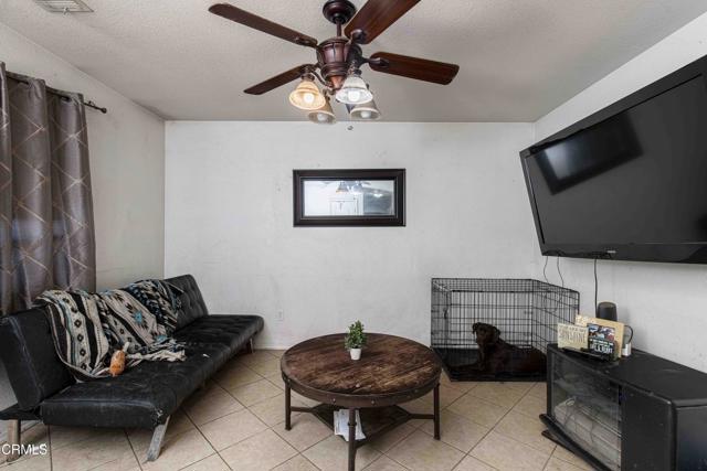 4203 Noella Road, Bakersfield CA: https://media.crmls.org/mediaz/b5452105-88b0-4eea-a951-d3a66d8a6b53.jpg