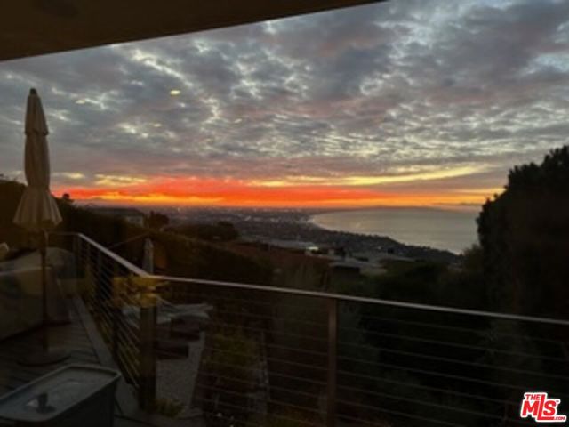 Drew Fenton | 16810 Glynn Drive Pacific Palisades CA | MLS: 7437023 Drew Fenton | 16810 Glynn Drive Pacific Palisades CA | MLS: 7437023