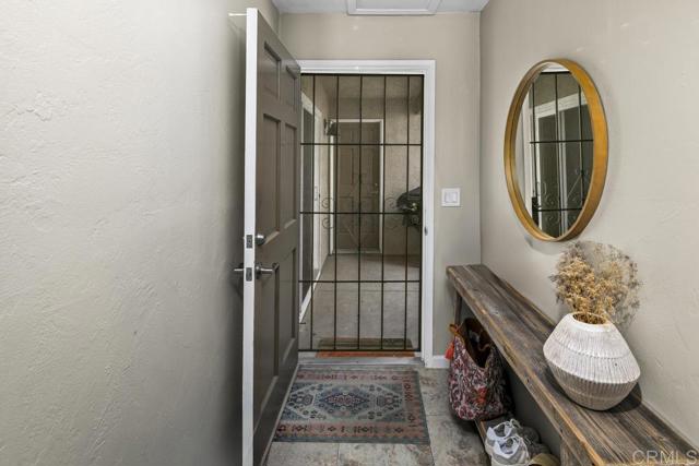 Detail Gallery Image 7 of 66 For 943 45 Windy Hill, Encinitas,  CA 92024 - 4 Beds | 4 Baths