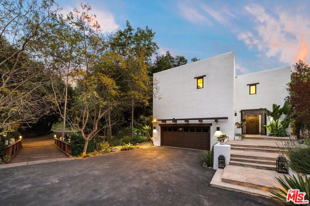 1435 Sycamore Canyon Road