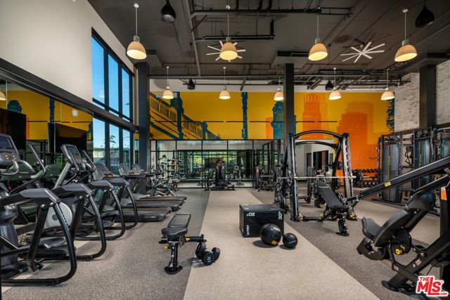 1101 N Main Street, Los Angeles CA: https://media.crmls.org/mediaz/b548a733-68e9-4b0d-b6d2-656a625c33e8.jpg