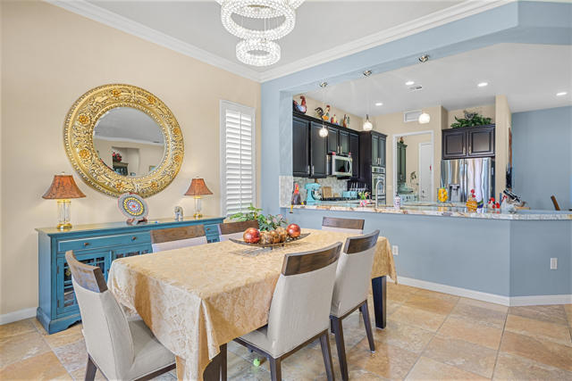 40973 Corte La Fonda, Indio CA: https://media.crmls.org/mediaz/b5493415-4927-4cef-8d9c-e8c501164fbd.jpg