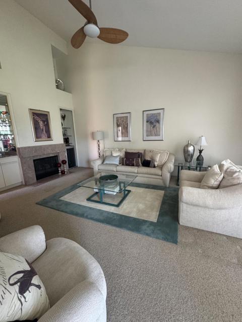 38782 Wisteria Drive, Palm Desert CA: https://media.crmls.org/mediaz/b54a9dd2-408c-4803-b539-8fb36019d43d.jpg
