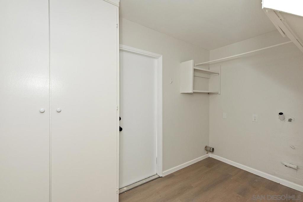 MLS #250043037SD image #35