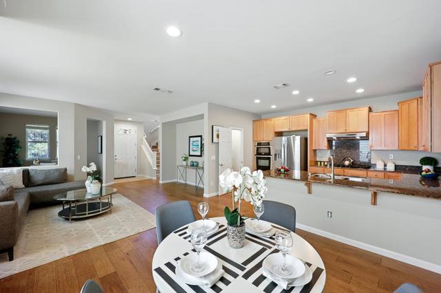 670 Woodland Terrace, San Jose CA: https://media.crmls.org/mediaz/b54c9e73-5f23-4e22-924e-2d5c2c8ed20f.jpg