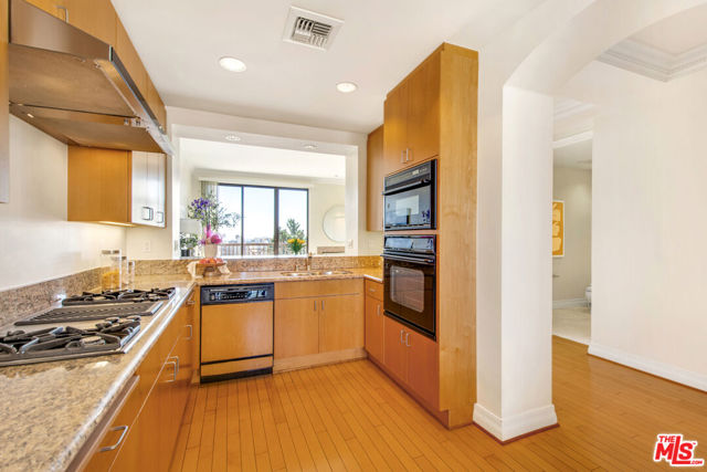 11847 Gorham Avenue, Los Angeles CA: https://media.crmls.org/mediaz/b54d979a-27c3-496f-885f-8901fcc562b3.jpg