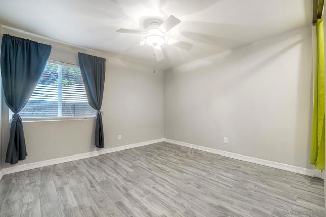 17240 Cuvee Ct, Poway CA: https://media.crmls.org/mediaz/b54e82e5-afbc-4fc5-855c-f6669408aa71.jpg