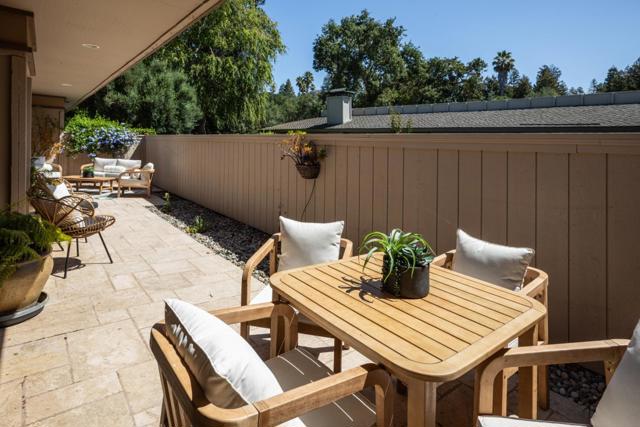 4 Bay Tree Lane, Los Altos CA: https://media.crmls.org/mediaz/b54ec6a7-5df9-47c2-80b1-3f72c86d08e9.jpg