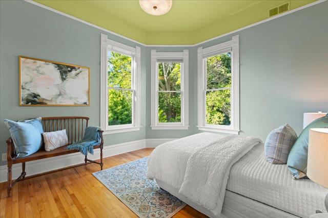 311313 Ocean View Avenue, Santa Cruz CA: https://media.crmls.org/mediaz/b5504e60-293a-47fd-9c68-7ccac4718aee.jpg