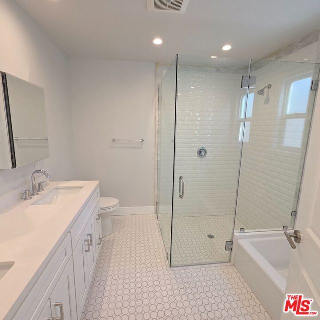 418 South ROXBURY Drive photo 18