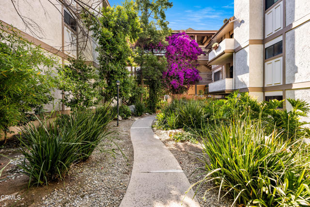 Detail Gallery Image 15 of 16 For 3480 Barham Bld #208,  Los Angeles,  CA 90068 - 1 Beds | 1 Baths