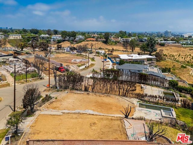 Drew Fenton | 424 Lombard Avenue Pacific Palisades CA | MLS: 7090361