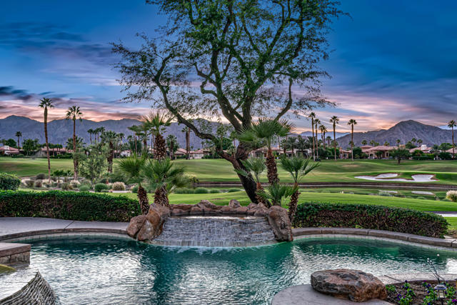 79967 Rancho La Quinta Drive, La Quinta CA: https://media.crmls.org/mediaz/b55551e9-f559-4885-b966-82a101db24b9.jpg