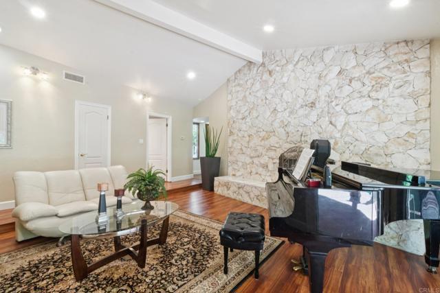 Image 14 of 72 For 1243 Hidden Mountain Drive