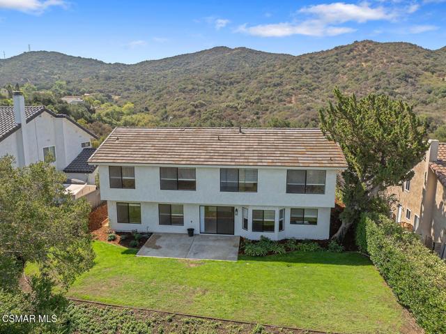 139 Los Padres Drive, Westlake Village CA: https://media.crmls.org/mediaz/b5561277-0310-48b3-ba06-376358f638d9.jpg