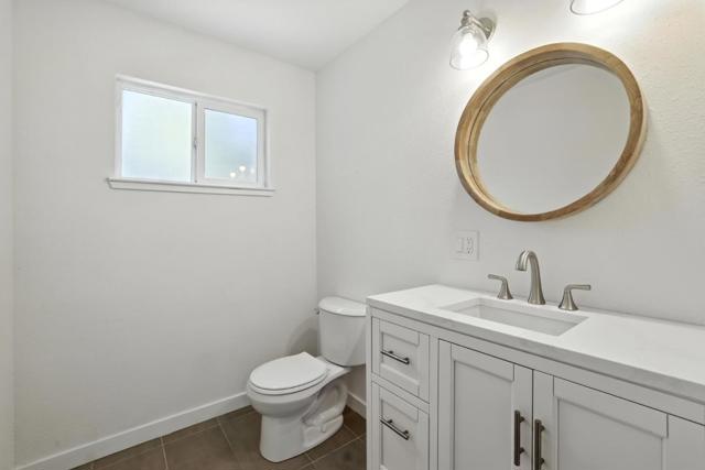 2051 56th Avenue, Sacramento CA: https://media.crmls.org/mediaz/b55660fa-93c4-46e5-93d4-de567cb5488a.jpg