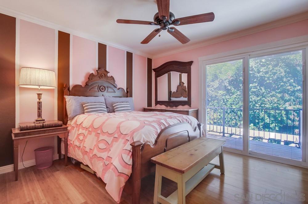 MLS #250032414SD img 36