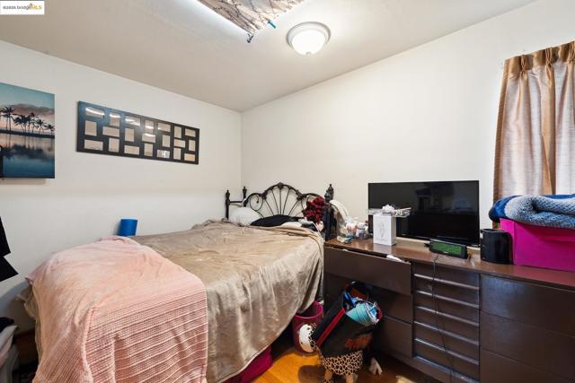 Image 22 of 59 For 633 Key Blvd