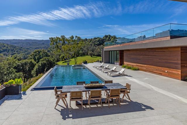 Image 12 of 39 For 40 Firethorn Way