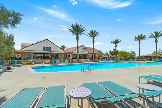 32082 Sedge Way, Temecula CA: https://media.crmls.org/mediaz/b559e976-d5de-447c-b51b-414b913d7ab2.jpg