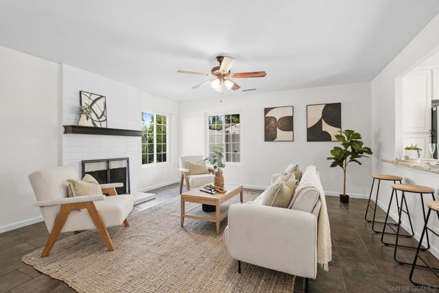13250 Powers Ct, Poway CA: https://media.crmls.org/mediaz/b55a49b8-6f60-4c3c-aea9-03178ac85848.jpg