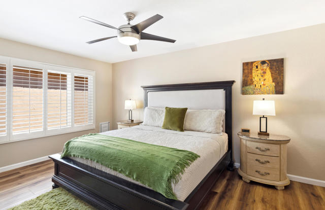 428 Sierra Madre S, Palm Desert CA: https://media.crmls.org/mediaz/b55b3935-fa49-42df-929b-f130a5dd1ab3.jpg