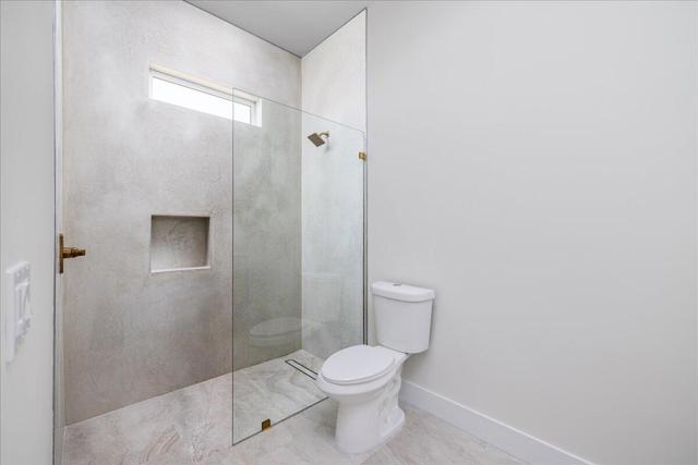 4195 Evergreen Lane, Banning CA: https://media.crmls.org/mediaz/b55b6265-5217-4430-89df-6c1e4c8a1fe6.jpg